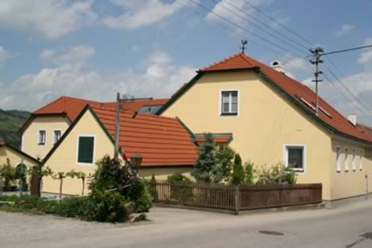 Haus1