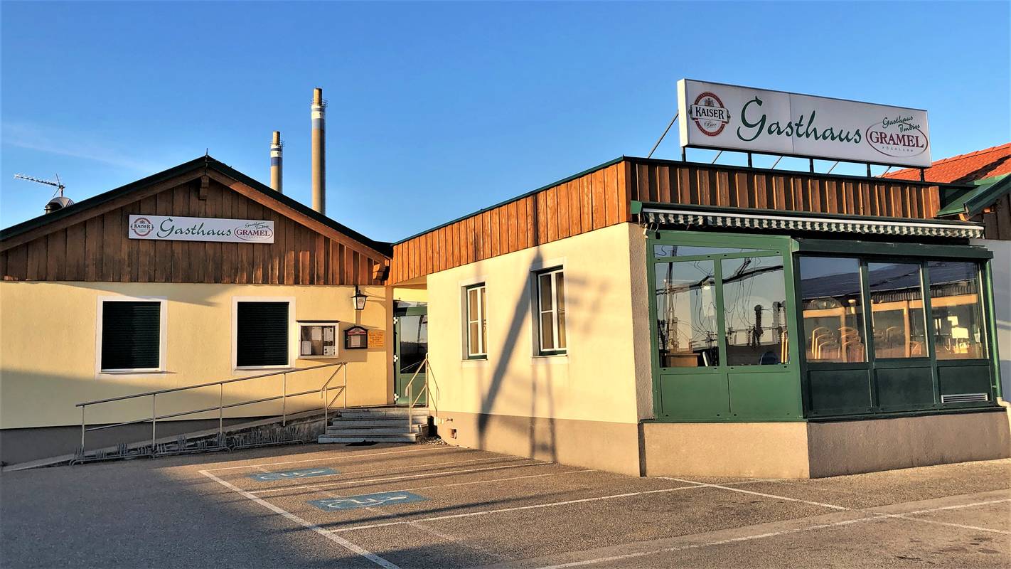 Gasthaus Graml in Pöchlarn Aussenansicht