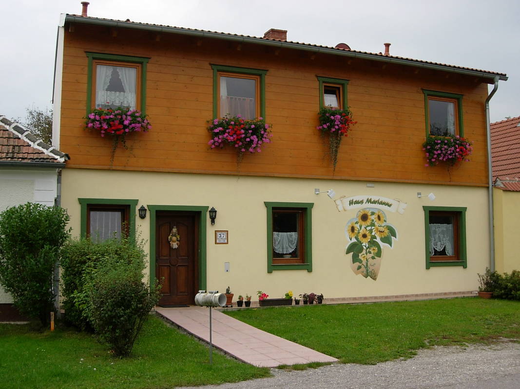 TD, Haus Marianne, Pischelsdorf, Hausansich