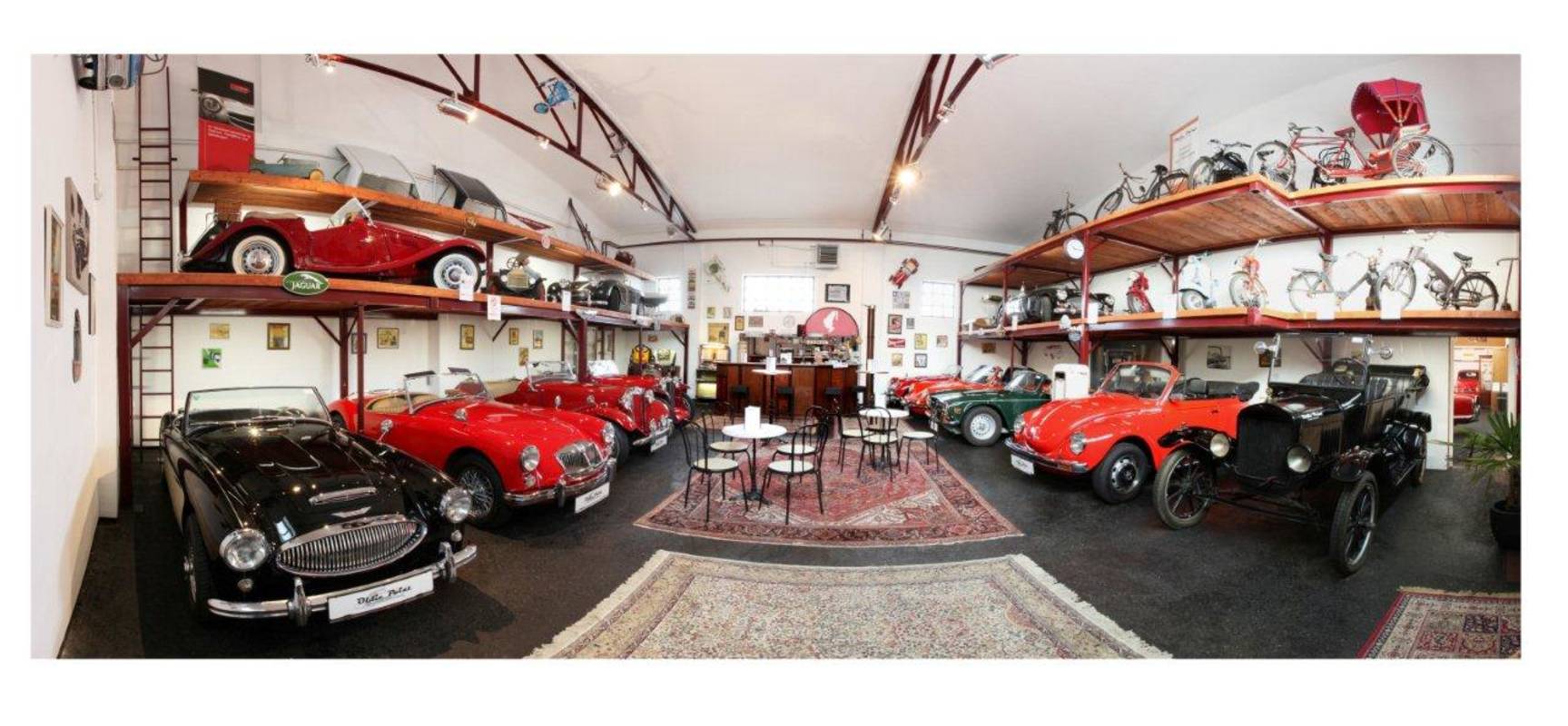 Landwirtschafts-Museum & Oldtimerausstellung Familie Jüly