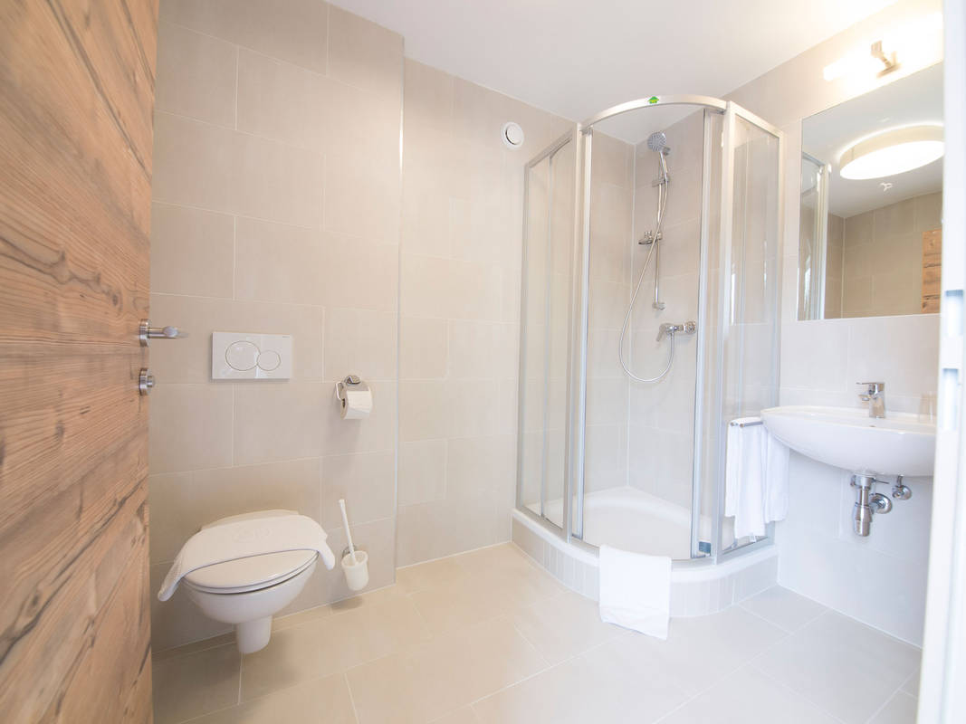 Blick ins Badezimmer